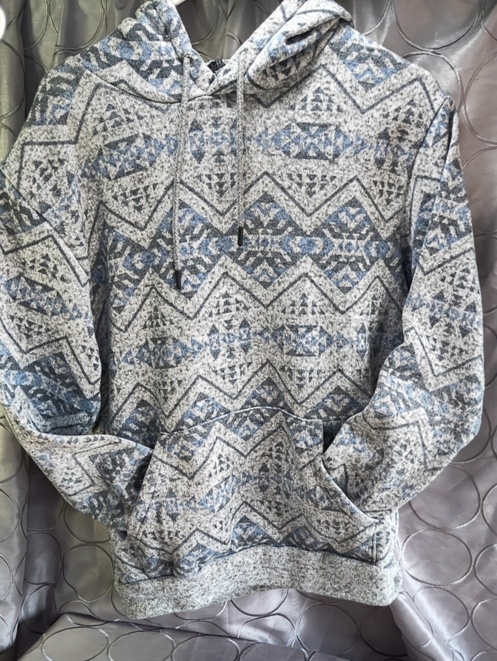 Original Deluxe Grey and Blue Geometric Crewneck Sweater Size M AH